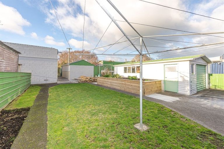 Photo of property in 12 George Street, Aramoho, Whanganui, 4500