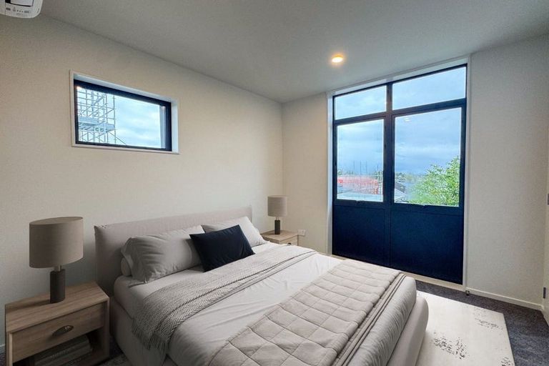 Photo of property in 3/6 James Street, Bayview, Auckland, 0629