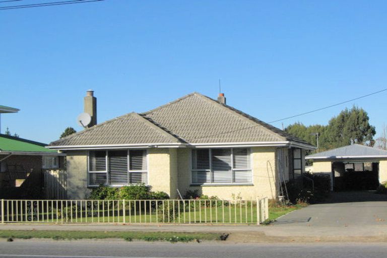 Photo of property in 695 Main South Road, Islington, Christchurch, 8042