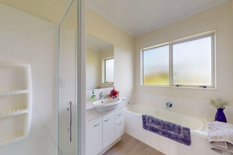 Photo of property in 11 Totara Place, Te Kauwhata, 3710