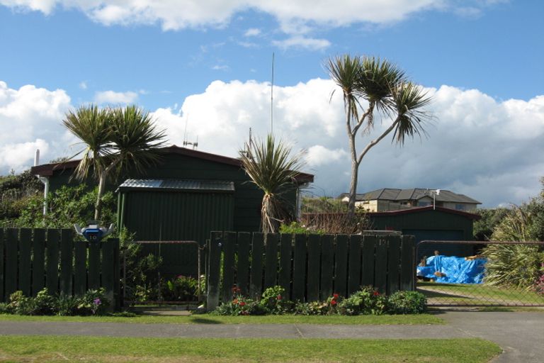 Photo of property in 10 Longbeach Drive, Castlecliff, Whanganui, 4501