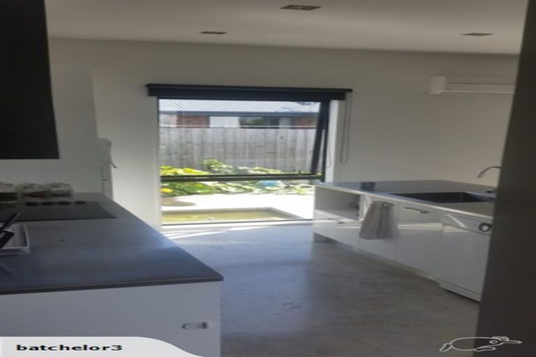 Photo of property in 2 Oak Tree Lane, Rangiora, 7400