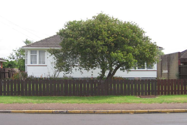 Photo of property in 77 Jolson Road, Mount Wellington, Auckland, 1062