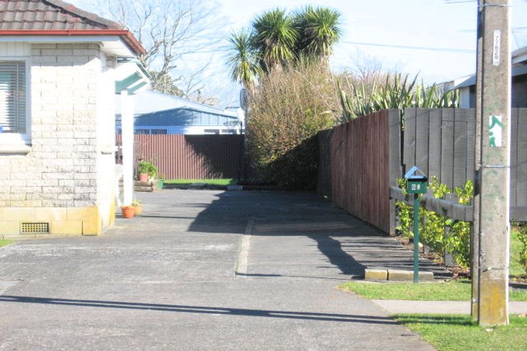 Photo of property in 1/61 Kelvin Road, Papakura, 2110