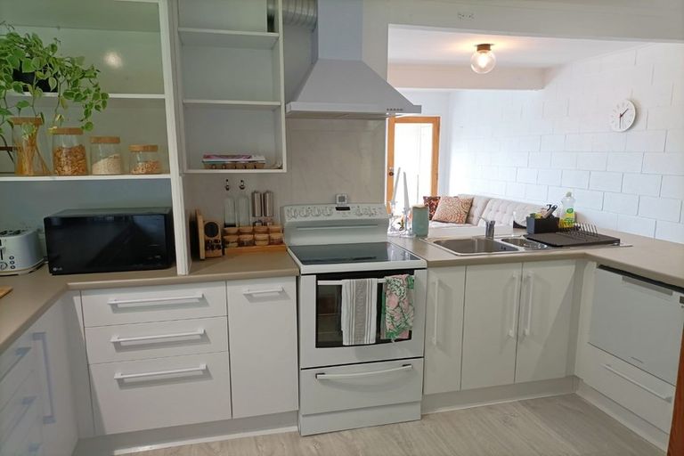 Photo of property in 18a Kingsley Street, Stokes Valley, Lower Hutt, 5019