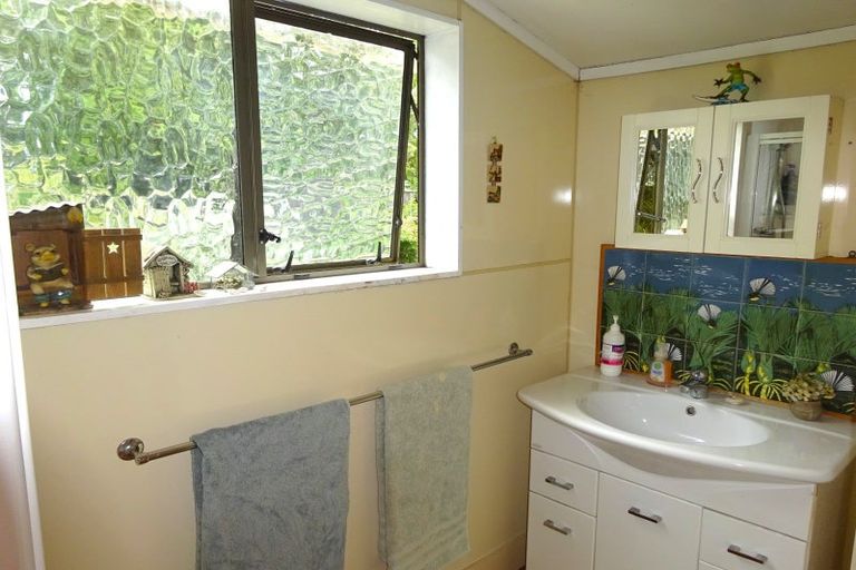 Photo of property in 67 Totara Park Road, Foxton, 4891