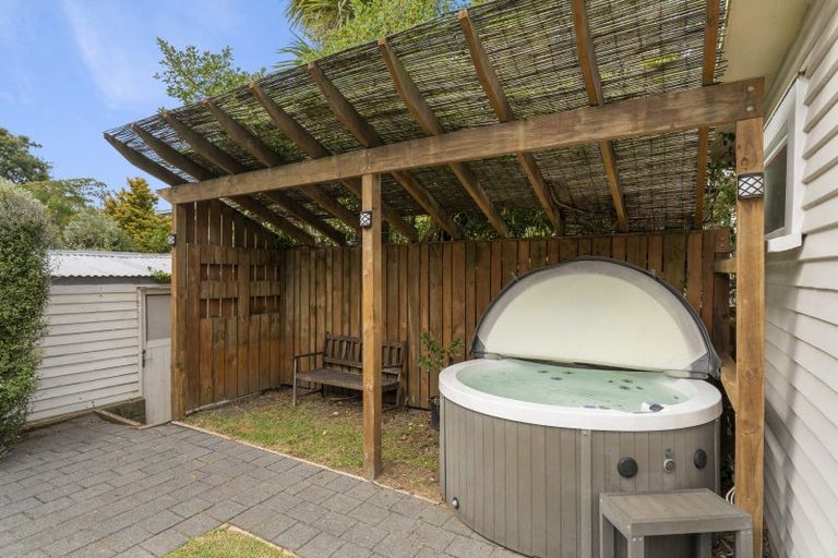 Photo of property in 15 Ruru Road, Otaihanga, Paraparaumu, 5036