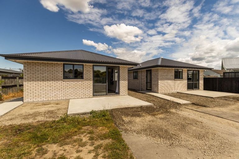 Photo of property in 1/55 Grantley Street, New Brighton, Christchurch, 8083