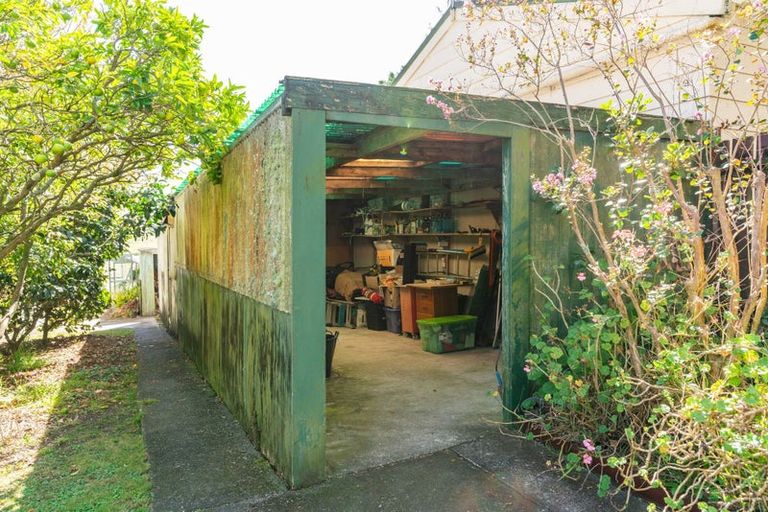 Photo of property in 368 Pahi Road, Pahi, Paparoa, 0571