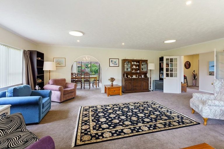 Photo of property in 12 Pinewood Grove, Paraparaumu Beach, Paraparaumu, 5032