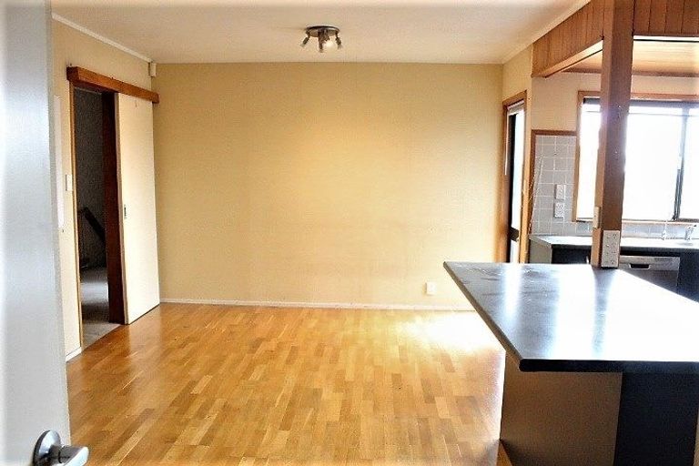 Photo of property in 41 Sunnyview Avenue, Shelly Park, Auckland, 2014