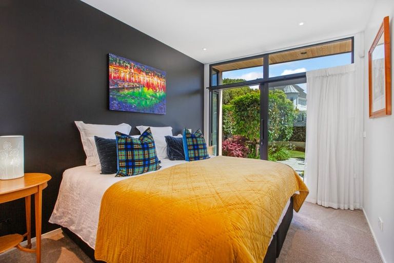 Photo of property in 14 Cheviot Road, Lowry Bay, Lower Hutt, 5013