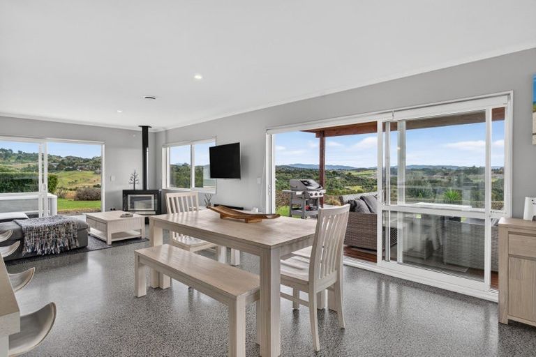 Photo of property in 52 Daniel Parade, Mangawhai, Wellsford, 0975