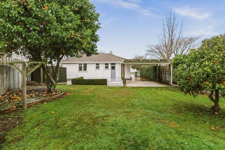 Photo of property in 15 Tasman Street, Havelock North, 4130
