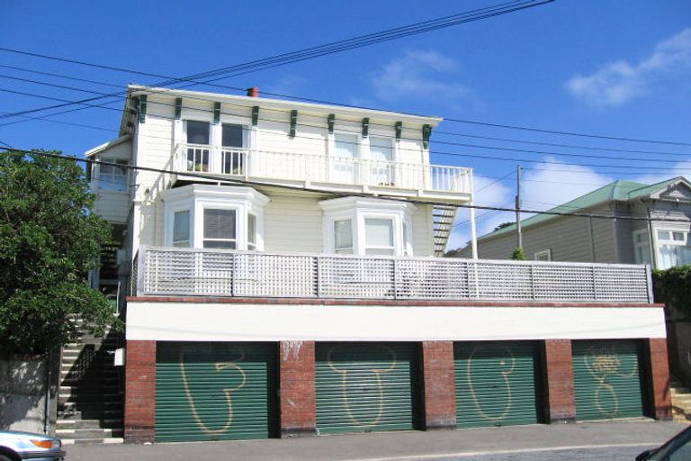 Photo of property in 33 Hall Street, Newtown, Wellington, 6021