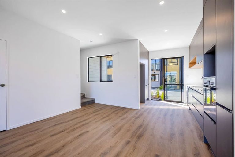 Photo of property in 30 Whakato Avenue, Kumeu, 0810