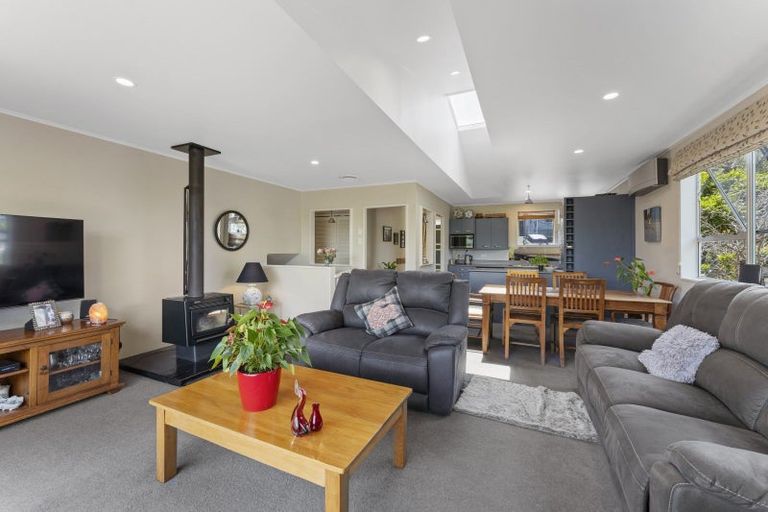 Photo of property in 7 Gainsborough Grove, Belmont, Lower Hutt, 5010