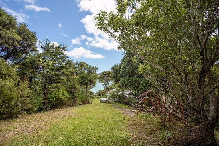 Photo of property in 537 Manawaora Road, Parekura Bay, Russell, 0184