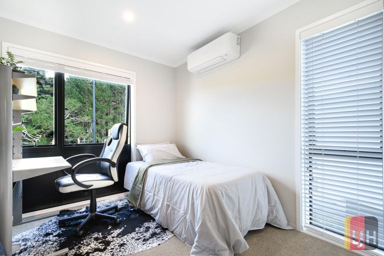 Photo of property in 6 Kauri Amber Road, Westgate, Auckland, 0614