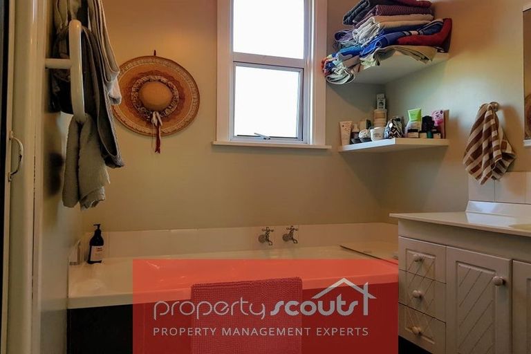 Photo of property in 39 Te Arei Road, Sentry Hill, New Plymouth, 4373