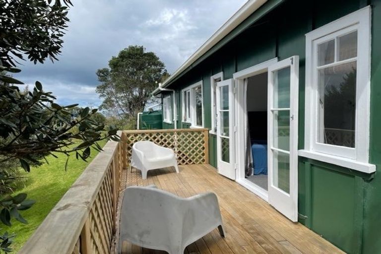 Photo of property in 1024 Takatu Road, Tawharanui Peninsula, Matakana, 0986