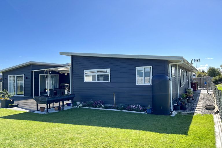 Photo of property in 27 Gimson Street, Solway, Masterton, 5810