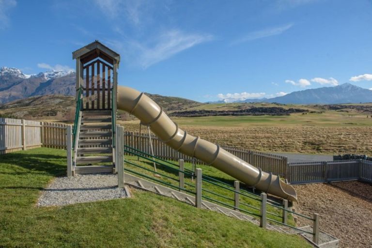 Photo of property in 22 Rannoch Drive, Jacks Point, Queenstown, 9371