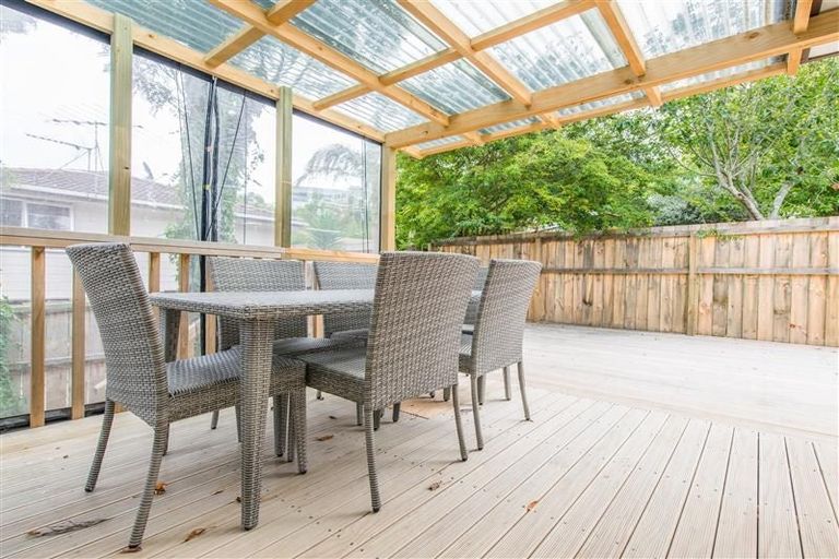 Photo of property in 4 Regatta Road, Torbay, Auckland, 0630