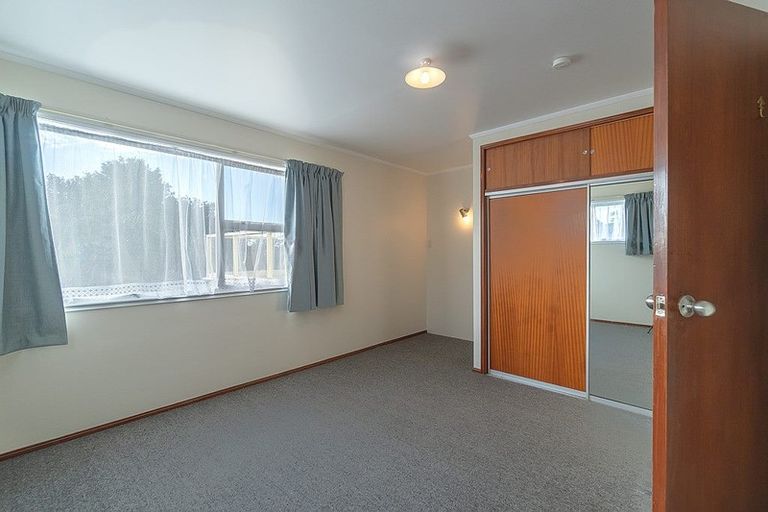 Photo of property in 100 Frankley Road, Frankleigh Park, New Plymouth, 4310