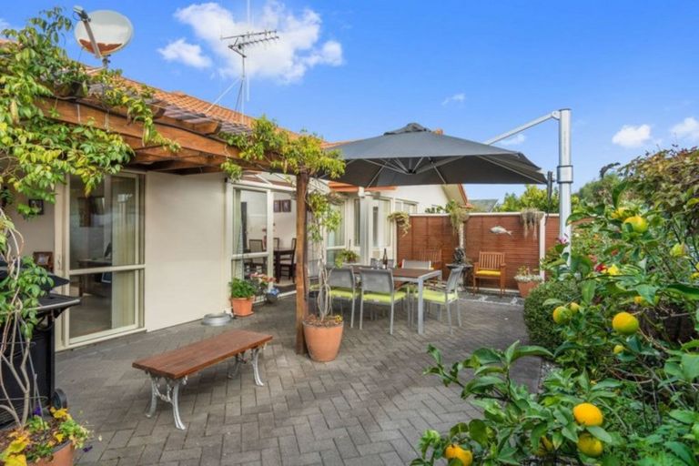 Photo of property in 28 Calypso Drive, Papamoa Beach, Papamoa, 3118