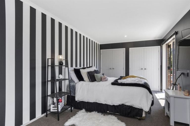 Photo of property in 10 Stamford Place, Ohauiti, Tauranga, 3112