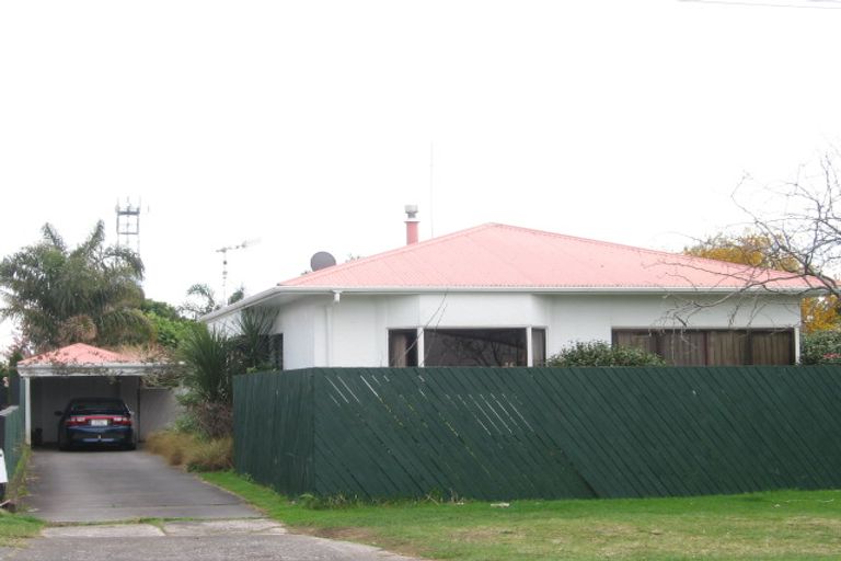 Photo of property in 381 Devonport Road, Tauranga South, Tauranga, 3112