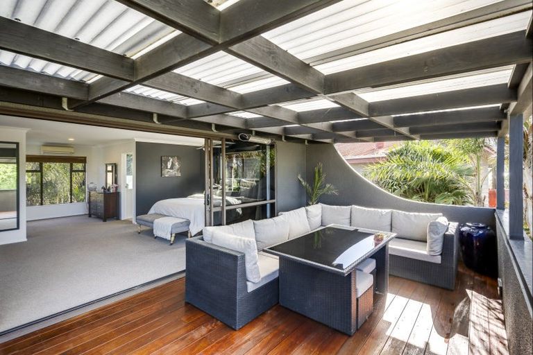 Photo of property in 2 Anthony Place, Bay View, Napier, 4104