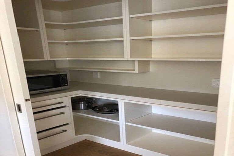 Photo of property in 12 Devonport Lane, St Albans, Christchurch, 8014