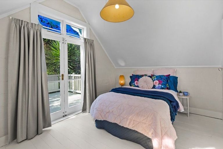 Photo of property in 53 Anzac Parade, Durie Hill, Whanganui, 4500