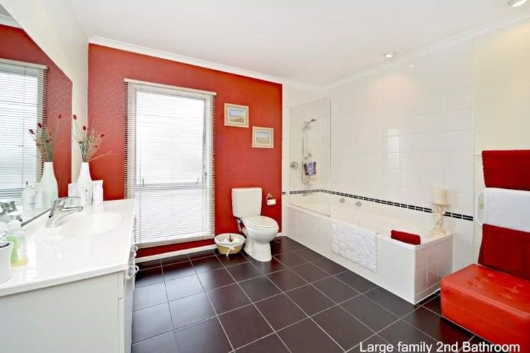 Photo of property in 8 Sherie Place, Howick, Auckland, 2014