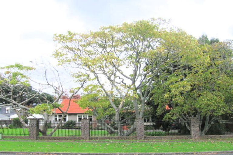 Photo of property in 5 Scott Road, Papatoetoe, Auckland, 2025