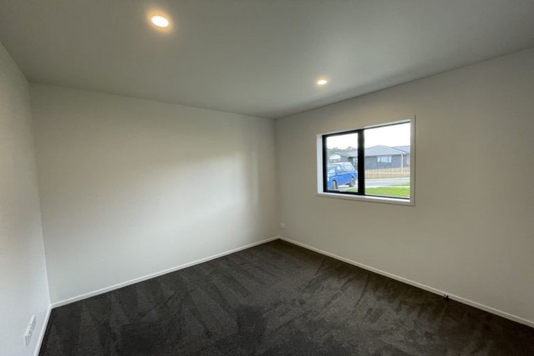 Photo of property in 25 Paihere Street, Huapai, Kumeu, 0810