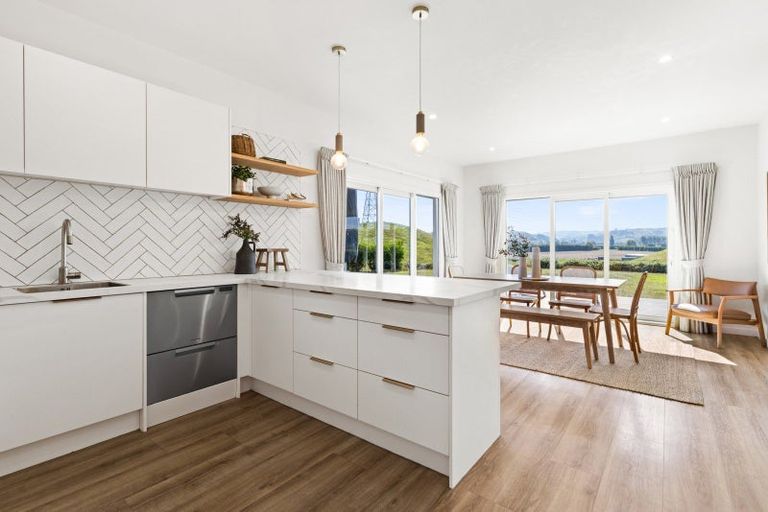 Photo of property in 30 Penrith Road, Poraiti, Napier, 4182