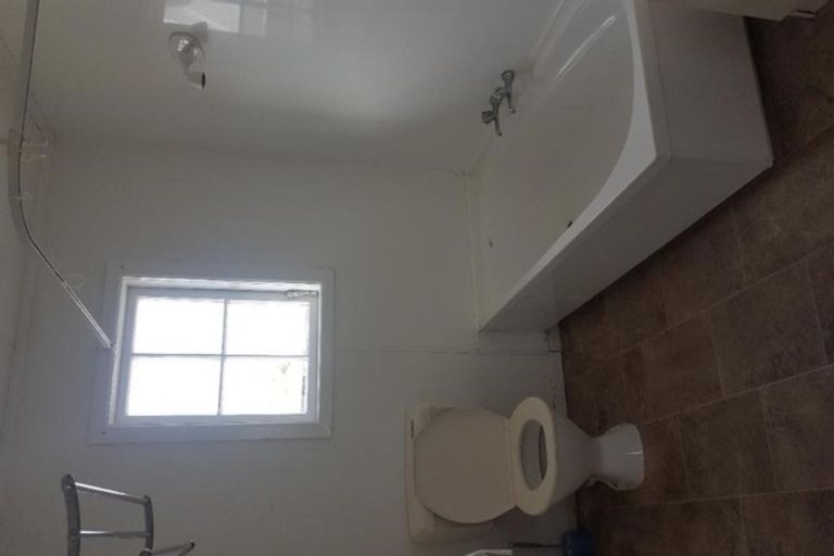 Photo of property in 1/31 Solveig Place, Randwick Park, Auckland, 2105