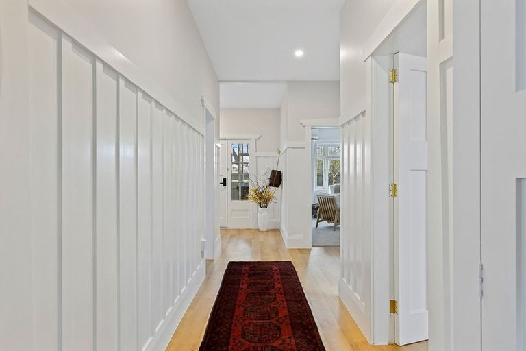 Photo of property in 1/19 Hills Road, Edgeware, Christchurch, 8013