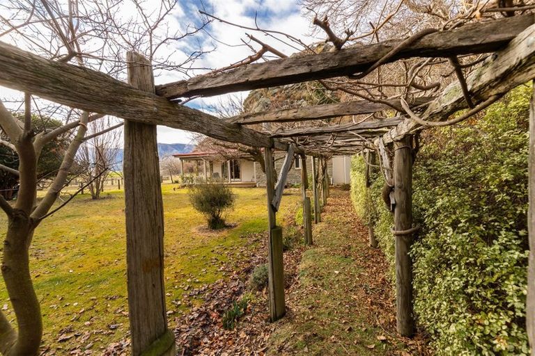 Photo of property in 3749 Luggate-cromwell Road, Luggate, Cromwell, 9383