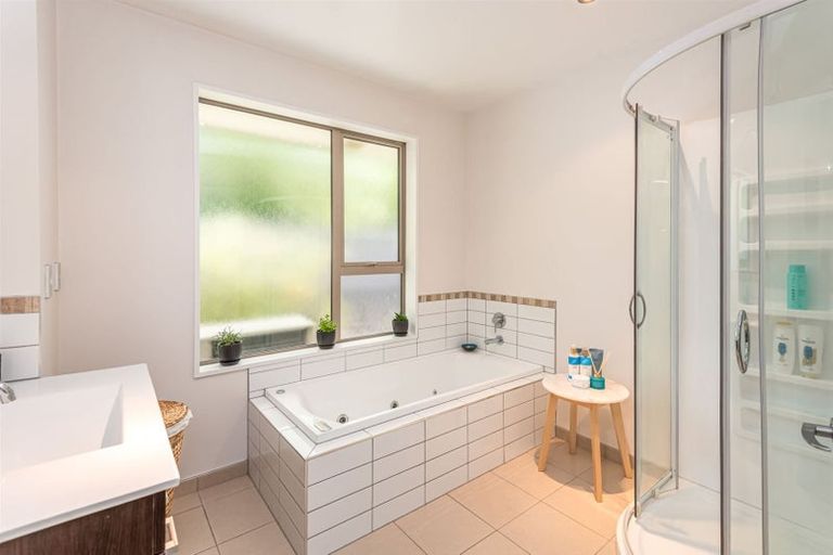 Photo of property in 22 John Campbell Crescent, Hillmorton, Christchurch, 8024