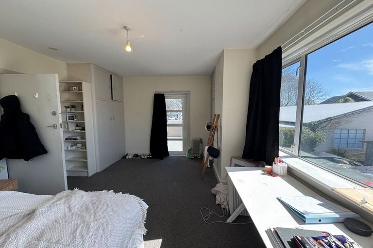Photo of property in 196 Fendalton Road, Fendalton, Christchurch, 8052
