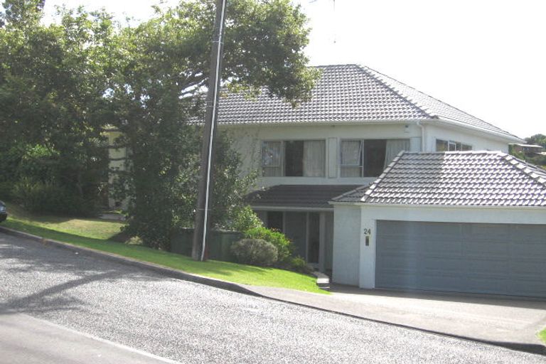Photo of property in 2/24 Penning Road, Castor Bay, Auckland, 0620