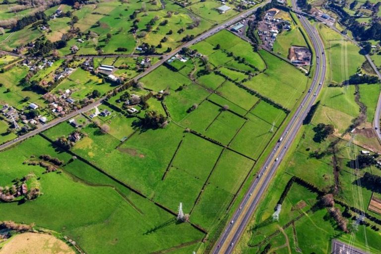 Photo of property in 1187a Great South Road, Runciman, Drury, 2578