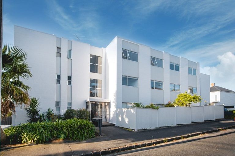 Photo of property in 1g Caroline Street, Saint Marys Bay, Auckland, 1011