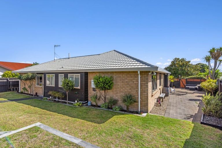 Photo of property in 22 Murray Court, Paraparaumu Beach, Paraparaumu, 5032