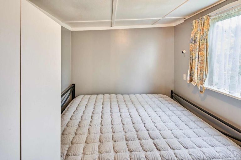 Photo of property in 12 Avian Road, Blue Mountains, Upper Hutt, 5371