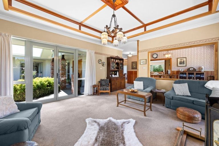 Photo of property in 129 Kent Terrace, Taradale, Napier, 4112